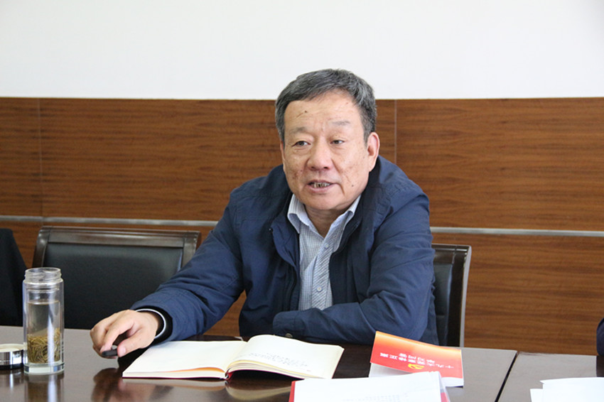 校常务副书记赵忠以普通党员的身份参加会议并讲话