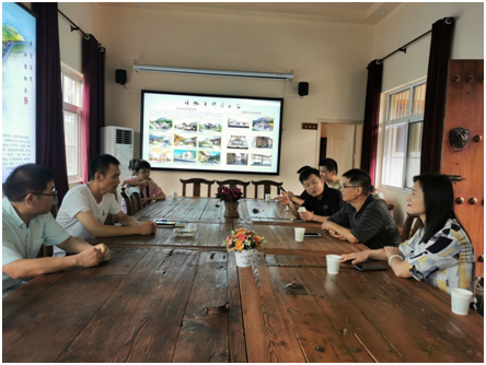 座谈交流.png