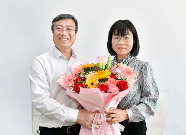 22700fd945334b8e8461eeb4dc9e3f04.png image.png